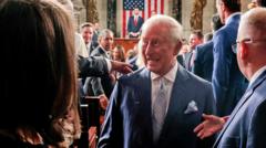 King gets ovation for Congress speech warning of volatile world